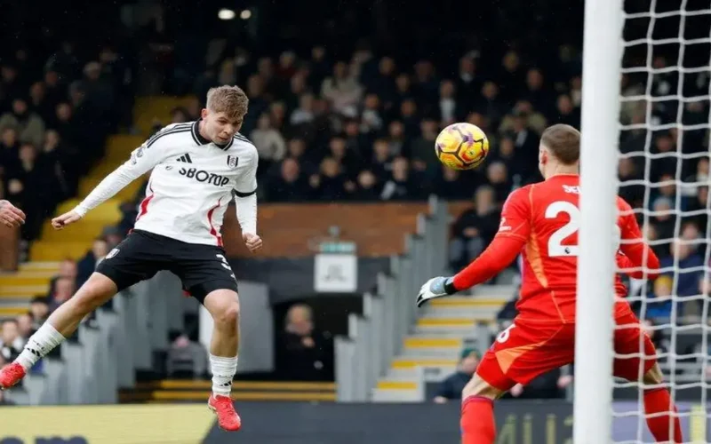 اللقاء المنتظر.. فولهام يصطدم بنوتنغهام فورست مع التشكيل المبدئي والغيابات البارزة